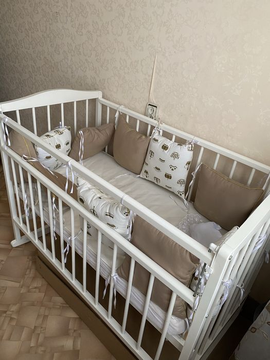 Продам детскую кровать