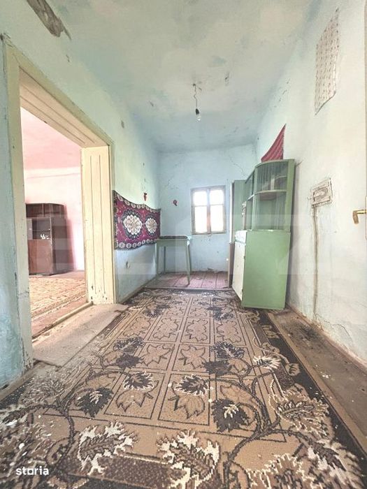 Casa de vanzare, 2 camere, 79 mp - Valea Garboului