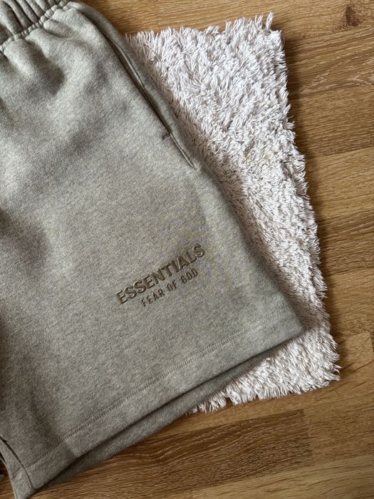 Essentials къси панталони ( Shorts )