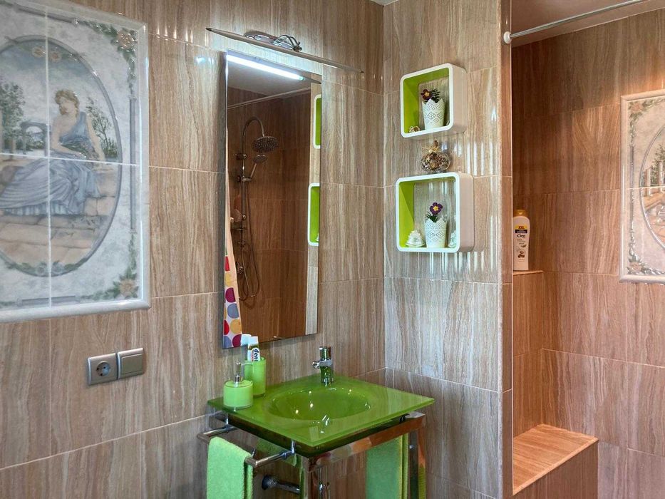 Casa moderna pe Valea Ursului la 8 km de Pitesti