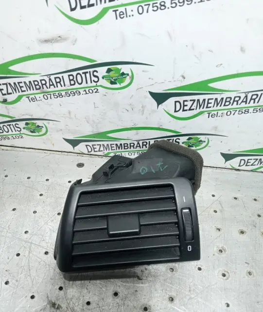 Grila ventilatie bord stanga BMW Seria 3 2001 318ti MT (143 hp)