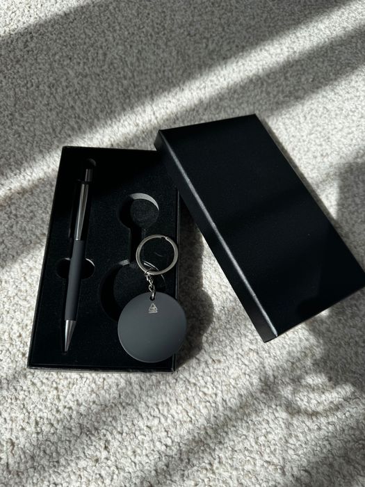 Set cadou elegant - pix + breloc