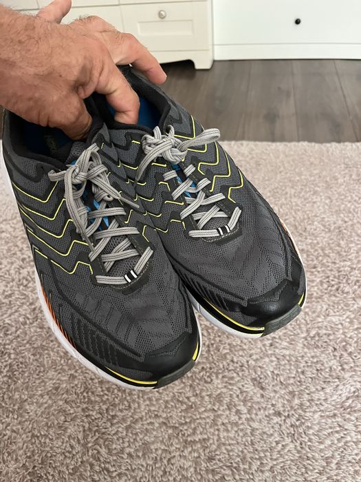 Hoka One One Clifton 4-оригинални маратонки