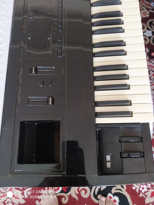 EnsoniqTS-10 Yaxshi xolatda. Motif xs6 yoki korg kromga barter qilaman