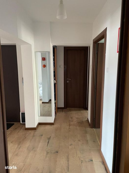 Vanzare apartament 4 camere, semimobilat, Targoviste, cartier CFR