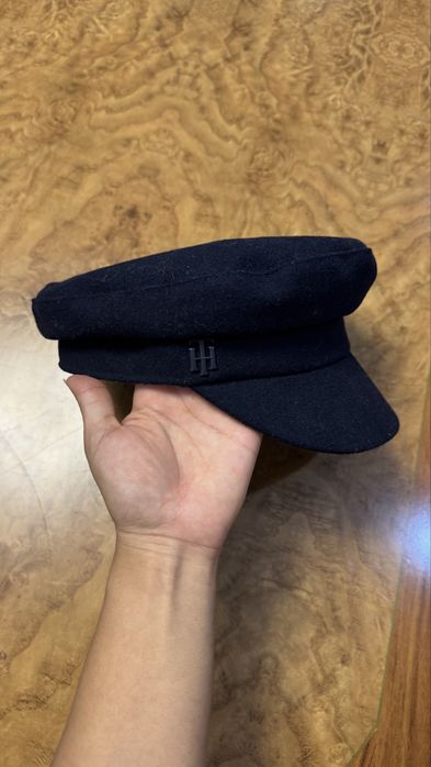 бесплатная доставка. Tommy Hilfiger Кепи