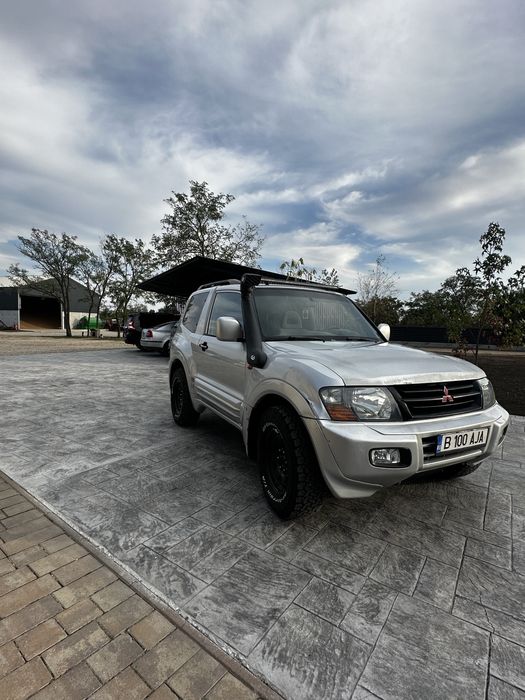 Mitubishi Pajero MK3