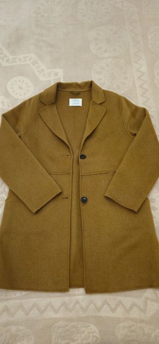 Пальто и жилетка на девочку