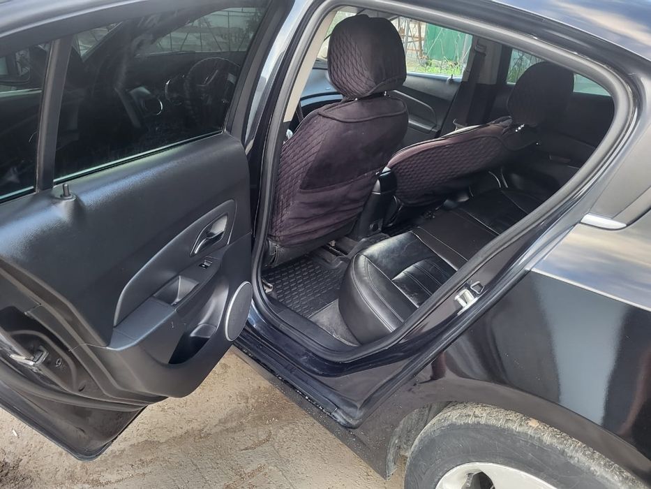 Шевроле круз 2011г