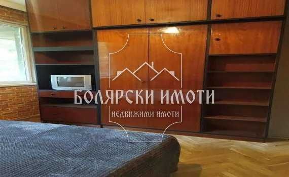 Дава се под наем Четиристаен апартамент в Велико Търново, Център - 120 кв.м за 399 € - Снимка #7