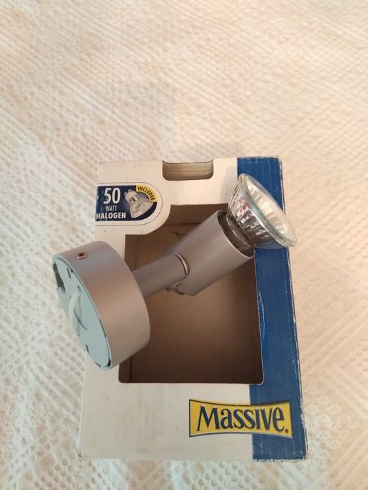 Spot luminos cu bec halogen