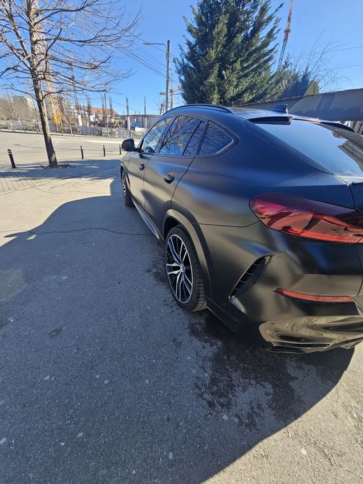 BMW X 6  M  Paket