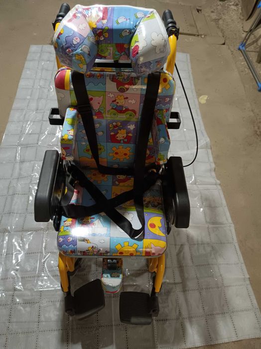 Детская инвалидная коляска