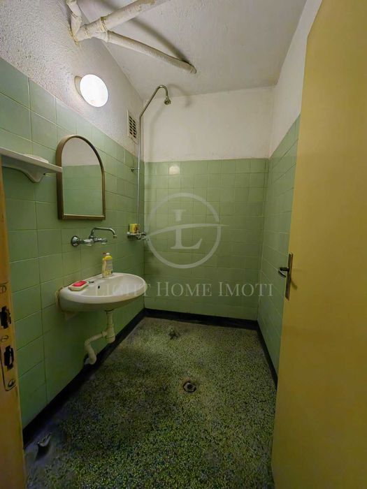 Продава се Многостаен апартамент в Пловдив, Младежки Хълм - 115 кв.м за 1579 €/кв.м - Снимка #9