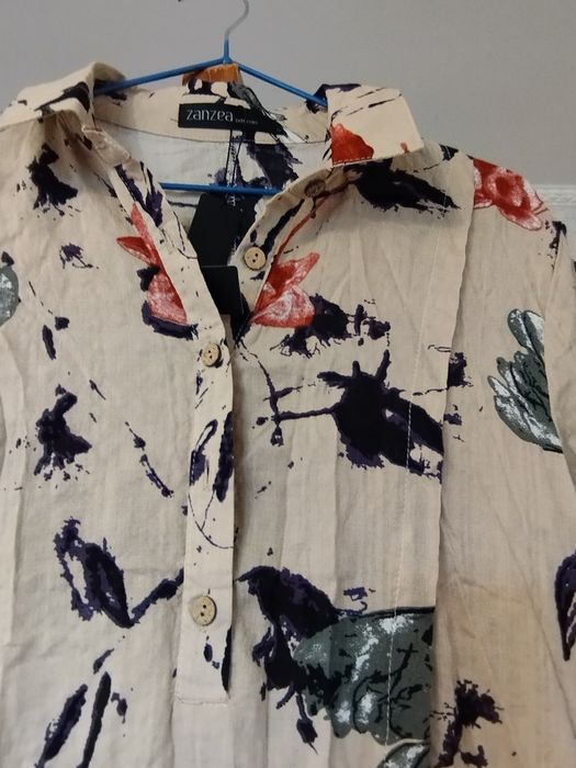 Продам платье с рукавами