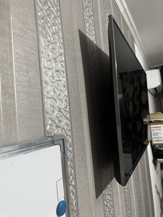 Продам телевизор срочно