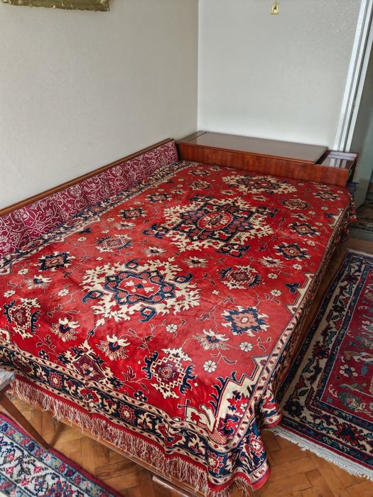 Pat de colț, comodă cu oglindă și șifonier cu 3 uși