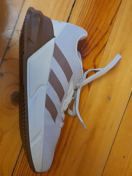 Маратонки ADIDAS ШОК Цена