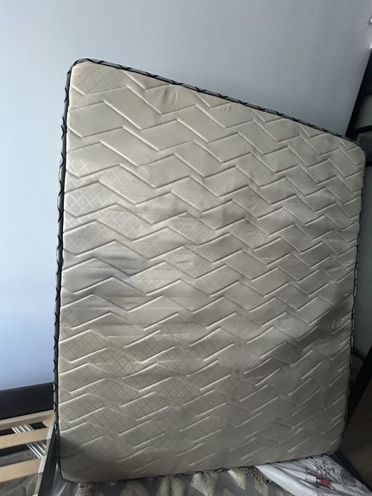 Матрас двухспальный матрас