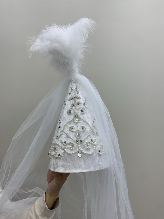 Саукеле ручной работы