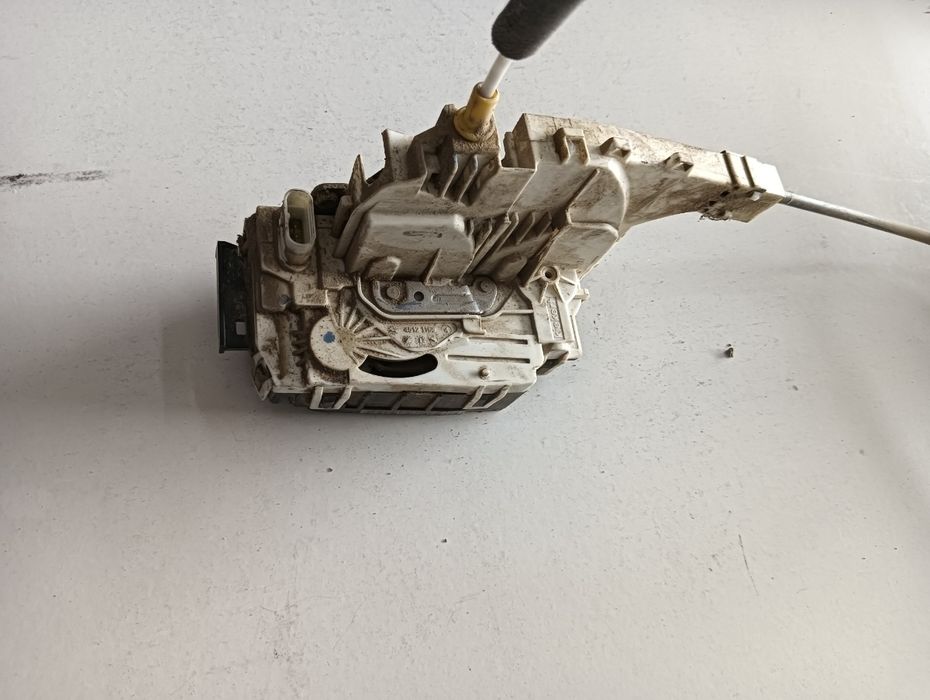 Broasca Usa Dreapta Fata Mercedes-Benz Sprinter 3,5-T Box 906 2006 - >