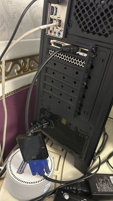 Монитор HP 22 дюйма