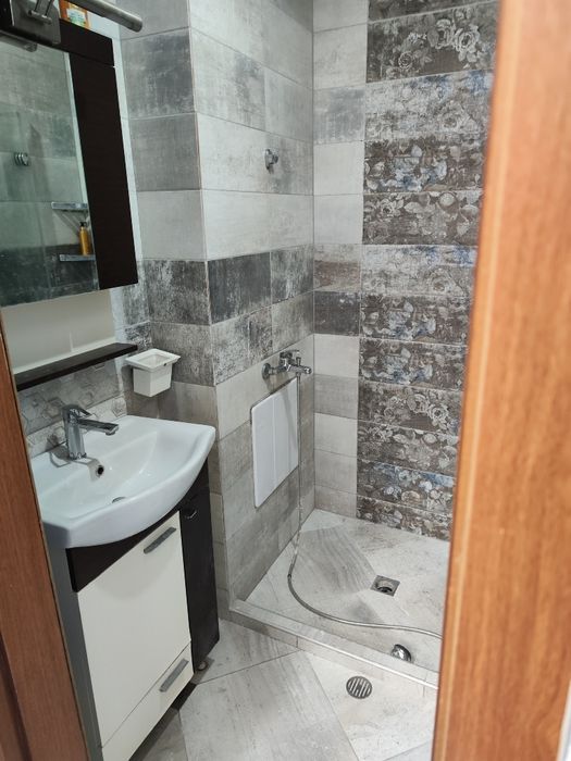 Дава се под наем Четиристаен апартамент в Балчик - 86 кв.м за 348.84 € - Снимка #1