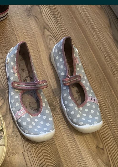 Маратонки, гуменки, балеринки 36 номер