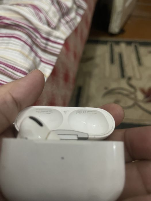 Air pods pro оригинал