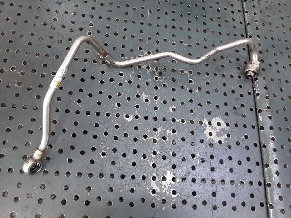 conducta ulei turbo 2.0 tdi  audi a4 b8 conducta ulei turbo 2.0 tdi  audi a4 b8 03l145771as