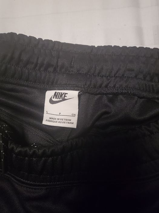 Pantaloni nike air max