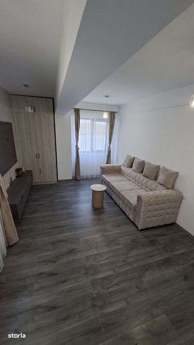 2 camere bloc nou, et 1 mobilat la cheie