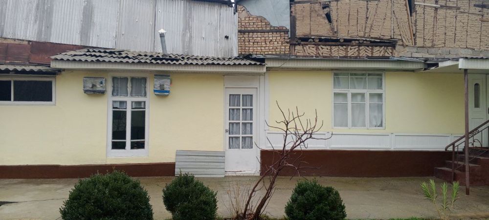 Ховли сотилади 6,8 сотих  Олмазор тумани охакчи махаласида