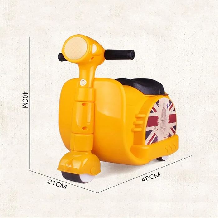 Продавам детски мотор куфар за бутане