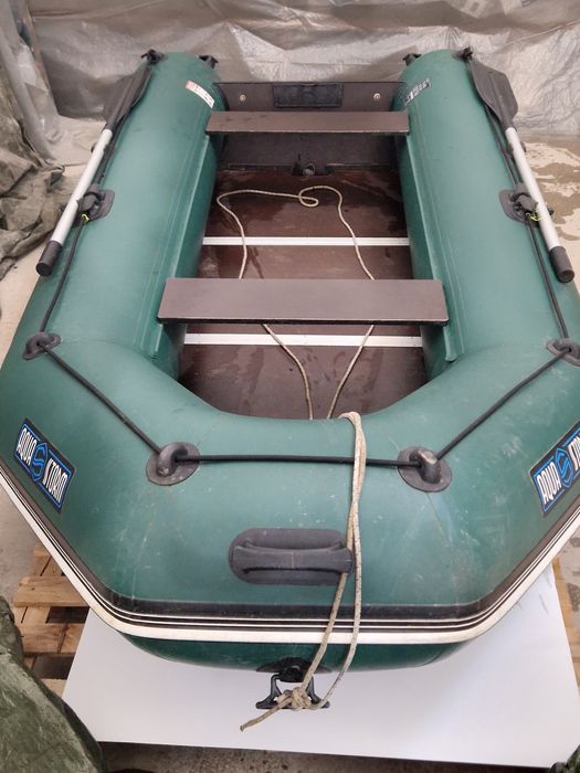 Barca gonflabila  3.30m ,cu chila gonflabila