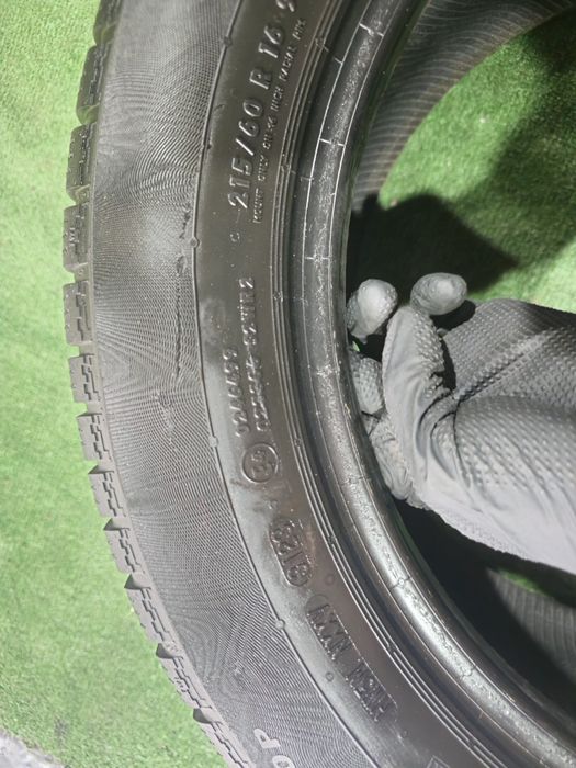 215 60 16 m+s continental
