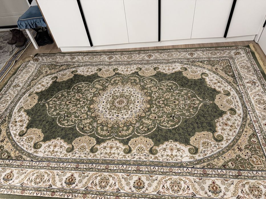 Продам ковер 2*3м