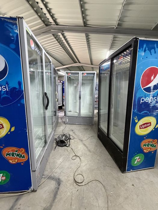 Vitrina frigorifică dublă electronică