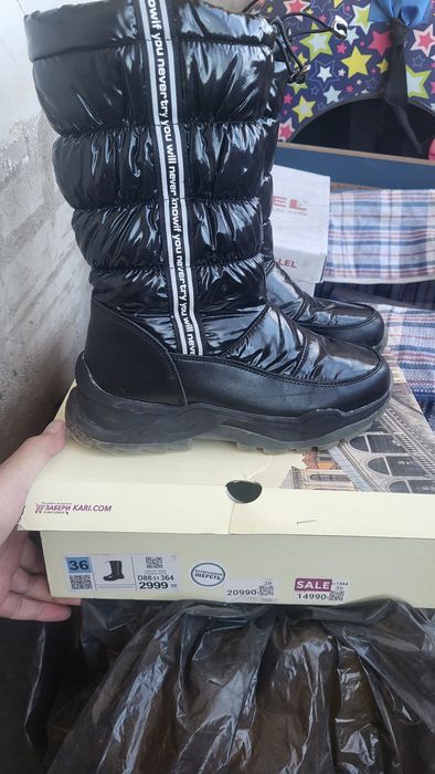 Продам ботинки для девочки зимние.