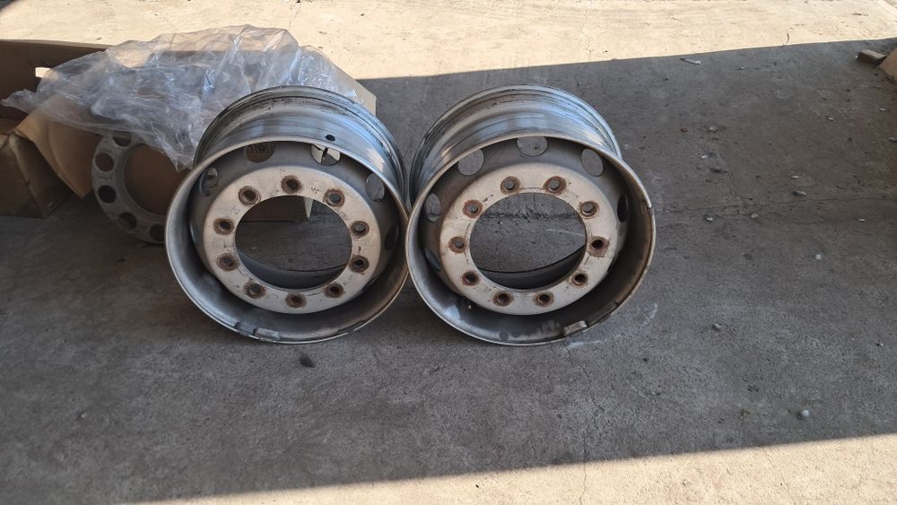 Диски 22.5×11.75 на бочку