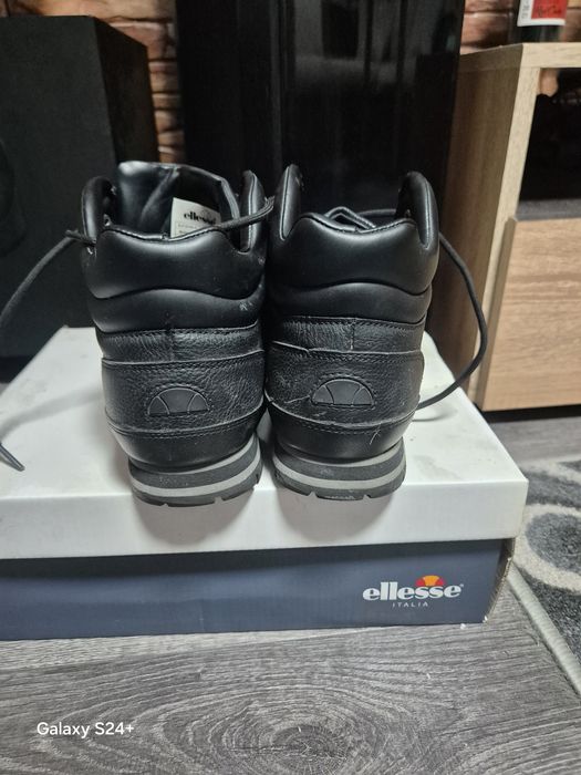 100% орегинални мъжки боли ellesse