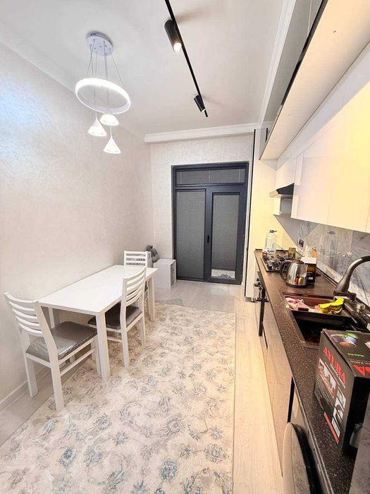 Срочно сдаю Отличную 3-х комнатную квартиру, Ойбек Мирабад