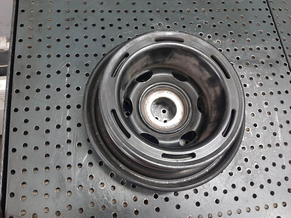 fulie vibrochen  2.2 cdi  646811 mercedes c-class w204 e-class w211  a6110300503