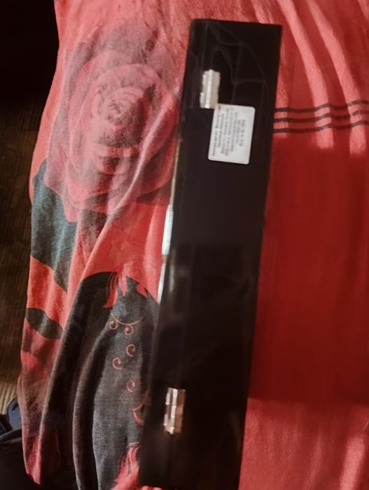 Празни  кутии  от  пури