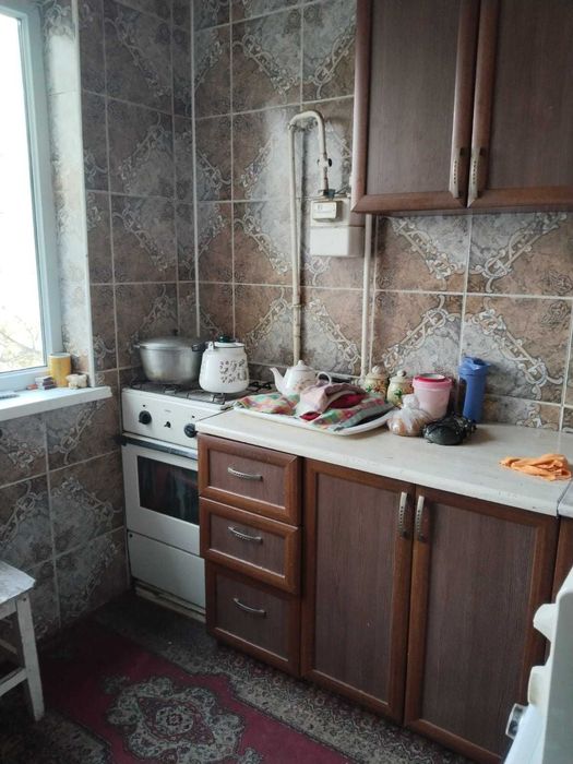 Продаётся 2-комнатная квартира. Этаж: 4 из 4. ул. МОЛДАГУЛОВА.