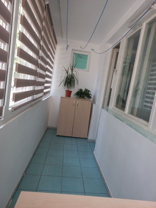 Direct proprietar inchiriez Garsoniera 45 mp metrou Raul Doamnei