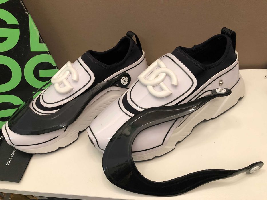 Dolce Gabbana 41,5-42 model nou, originali, full box, retail 795 euro