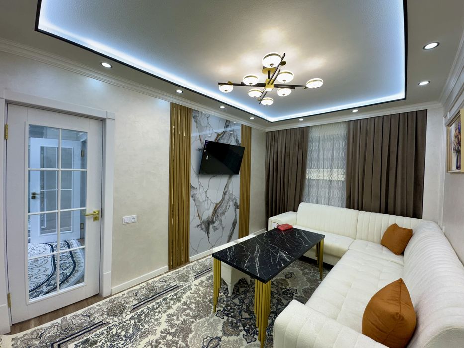 2х комнатная квартира, на 2 этаже. Согдиана.