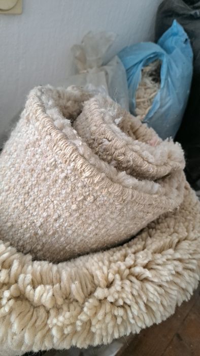 Ръчно тъкан вълнен китеник