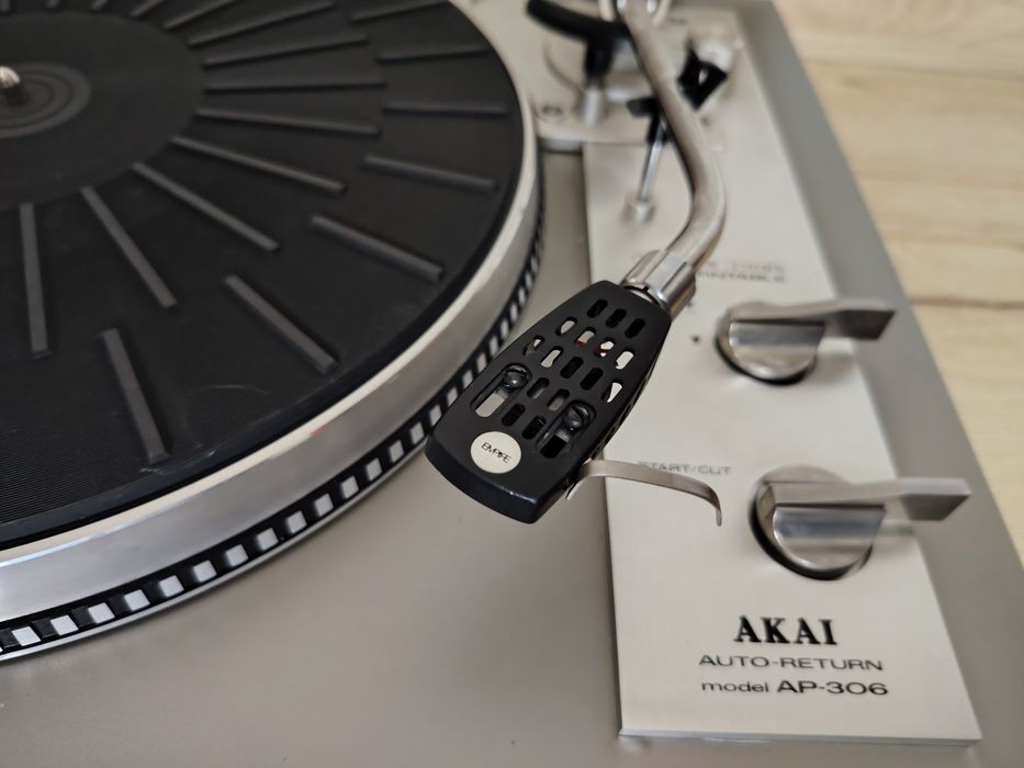 Pick Up Akai AP 306/Direct Drive/Quartz